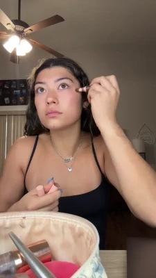 kayladicello - Naked on my bed Slide into my dms please