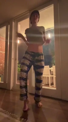 jessicasview - I’m doing my American duties today out entertaining the trucker