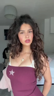 rosie.isabe1 - I shaved. Do I have to say more? 🤭