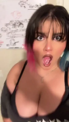 howdycompa - sexy girl in a pose pose will substitute all her wet holes for you!