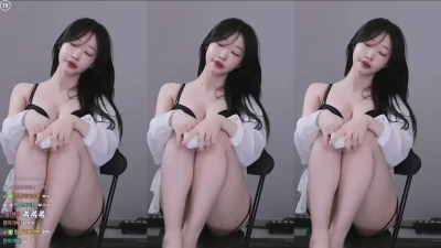 baekha_kk - Some naked yoga to relax with! I'm really feeling the Monday today.