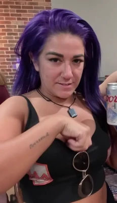 itsmebayley - take it off for me?