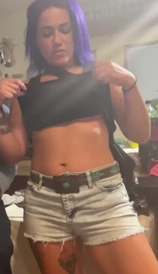 itsmebayley - Internet Technician Couldn't Resist When Seeing the Size. (German and