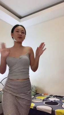 wongggiii - It's #lucyloves and #tellingellywhatfor40 ....If you like #footfetish