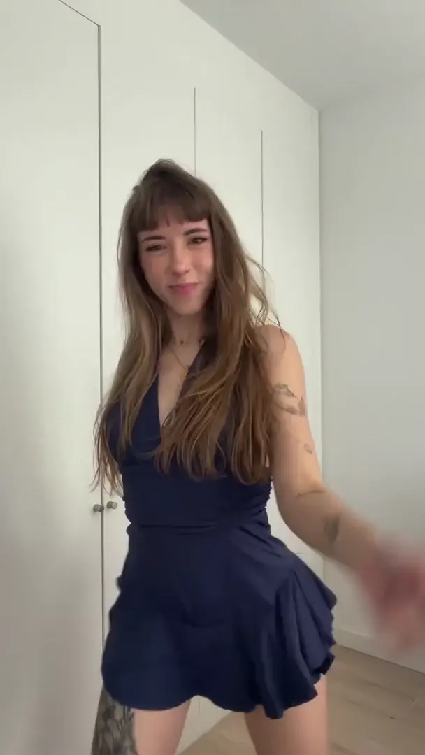 pau.peach - 🖤 BLACK STRAPPY LINGERIE + VIDS 🖤  Hey guys! Coming at you