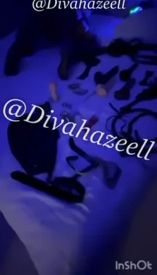 divahazeell - Hoy tocó vaquerita 🤭💓😈