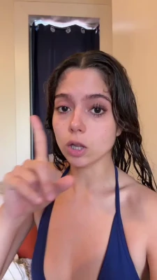 chloeforero - Spread them