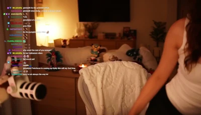 emilydaniellam - Do you think you could make me squirt my love? 💦 message me if you