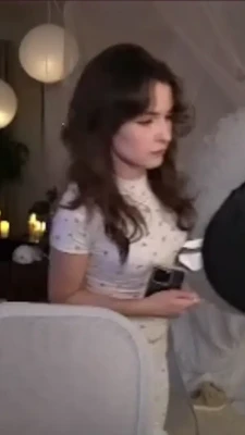 emilydaniellam - Hey everyone, got some new dresses and felt sexy so I thought I'd