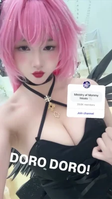 xiaoyukiko - Message me babe! I’m soo horny 🙈