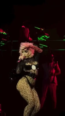 dojacat - Hope you all enjoy your weekend 💛 part 1