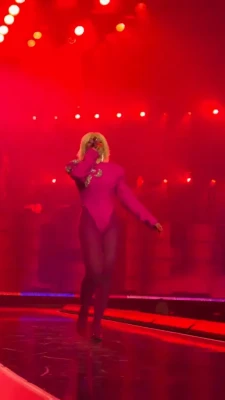 dojacat - At work all day! I'm going to the US and getting a hotel to do some