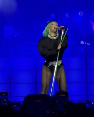 dojacat - How sweet do I taste? .≧‿≦.
