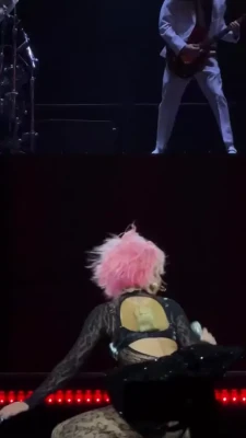 dojacat - Giving yourself a facial is harder than it looks, safe to say it