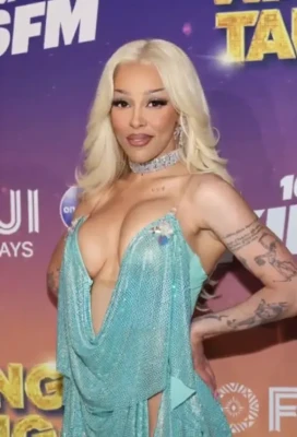 dojacat - Sorry loves been gone for a minute buttt new feisty video will be