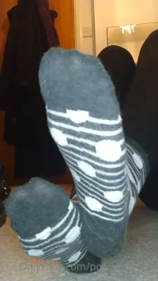 feet_porcelain - How come it's so cold?! It's almost July 😱