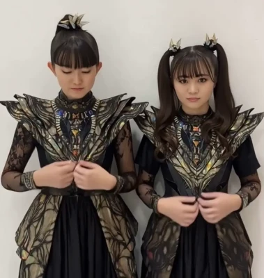 babymetal_official - What time is it ?🆘