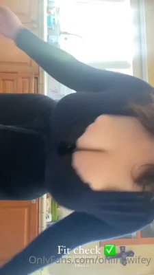ilovekendraa - The view is good from the front!