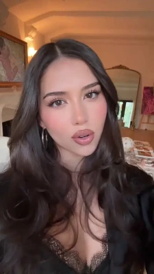 amandadiaz - Making that booty clap