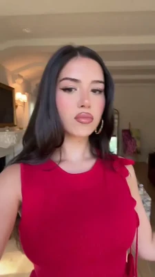 amandadiaz - some sautes into´tuesday 🥳 and bouncy boobs