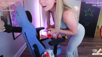 stpeach - Cooking show Avec @iamhely 💗