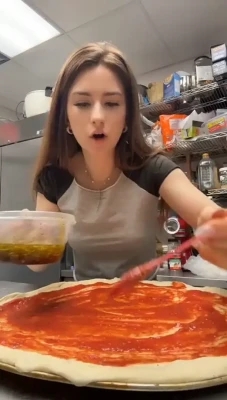 giulia - I will be uploading new content tomorrow for now here is my twitch