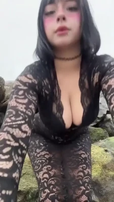 glassoyuki - do you like watching me gag on cock trying to deep throat? 🤤