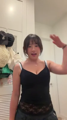 rubyzhu - My boobs are my fav feature❤️
