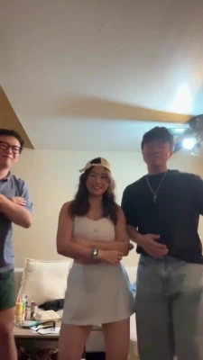 rubyzhu - In the middle of the video I'm standing there like a disappointed