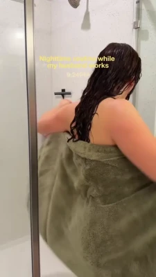 iamsofiabella - Fan request upclose penetration (old video)