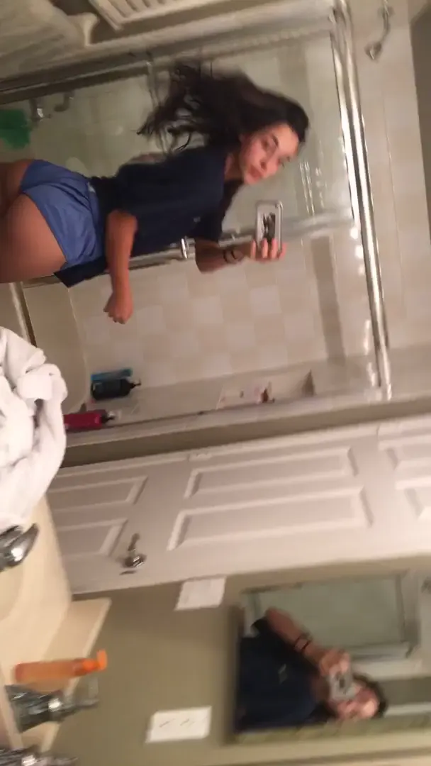 sabrina.andolpho - 💦 Who’s up? I’m so horny!!!! 💦. DM me!!!!