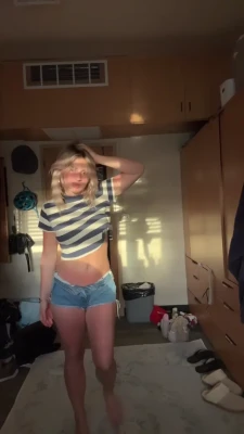 ainsley_rolls - Public fun 😈🔥