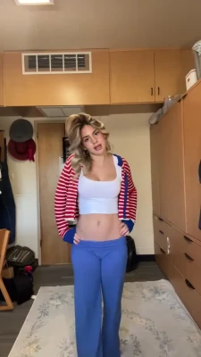 ainsley_rolls - neon to brighten up your day 😛