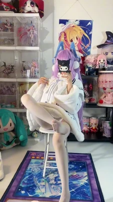 shirly@bailikoi - More sweater titties