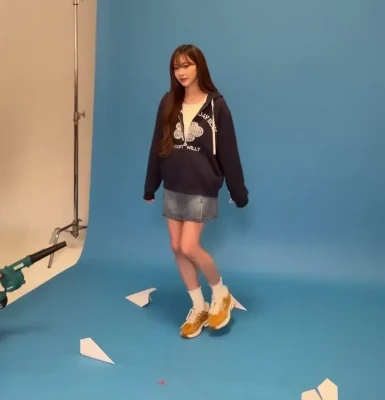 aerichandesu - Slide your cock right here baby