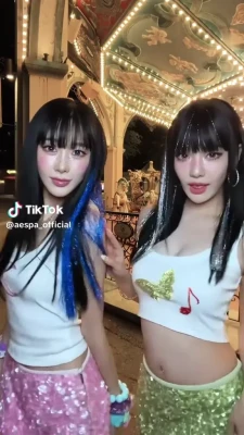 aerichandesu - “Smooth smooth give us smooth! Give us silky!”