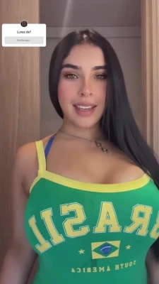 lowri1607 - Joderme mi coño es de lo mejor🖤😳