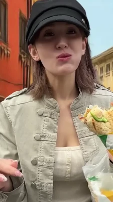 somsomi0309 - smiling and ready for someone to cum eat this pussy 😘😈