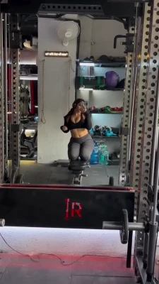 noora_arora - SO MANY REASONS YOU CAN NOT RESIST ME