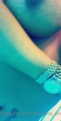 kerrylouise_xxx - Excuse me can I sit on your face? 🥺