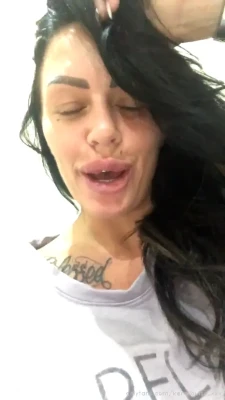kerrylouise_xxx - Wanna have a sleep over with me? Think of all the mischief we could