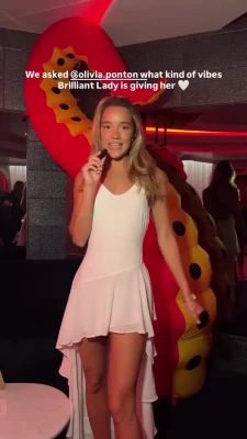 oliviaponton - https://onlyfans.com/tylersaber Full video 📸 comming soon 🤗🔜