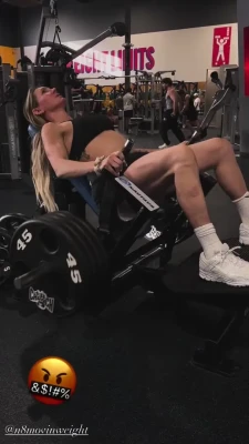 charlottewwe - You want to cum? It's gonna hurt.