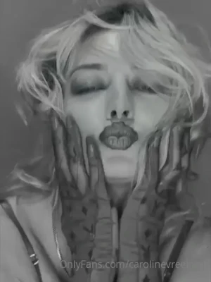 carovreeland - don't you love my pretty pussy?