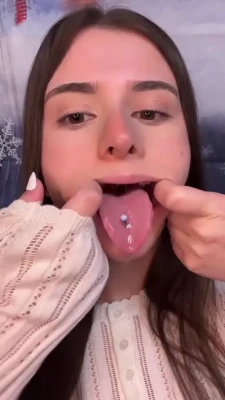 haivixi - Want a taste of whats between my legs? 😈