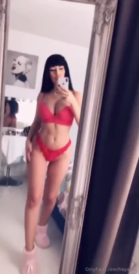 freya_ - That thigh shake though! The 2nd half of a video call with a fan. One