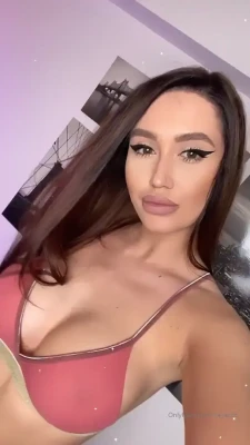 freya_ - Hmmm.... To go back to red hair or not?
