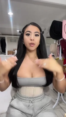 americacuevass - Wanna get wet with me in the Bathroom?💦🥵