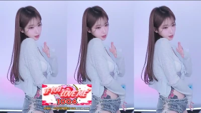 lindao3o - Lift my dress and....? 🫣