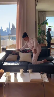 nicolescherzinger - Are you eating it or fucking it?